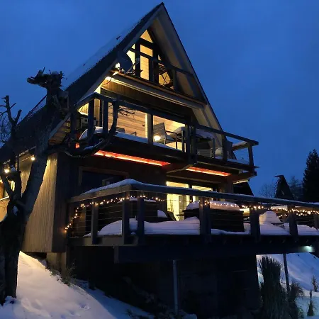 Haus Mit Bergblick Nyaraló
