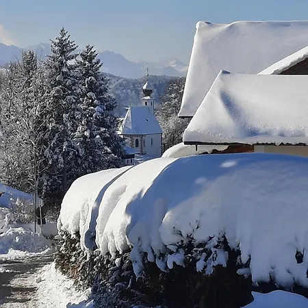 Haus Mit Bergblick Nyaraló