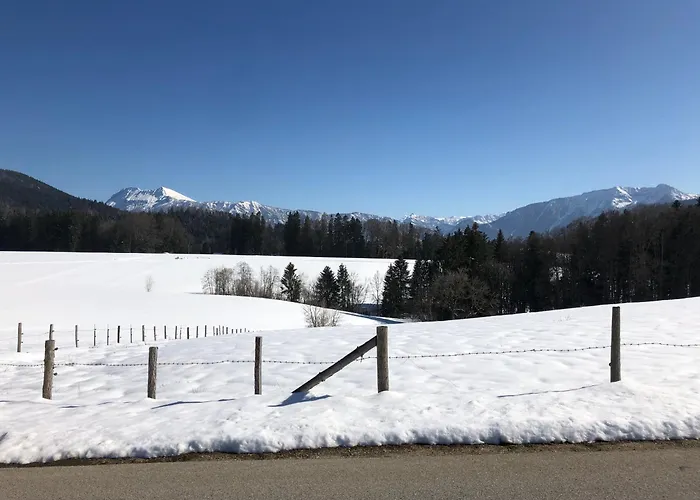 Semesterbostad Haus Mit Bergblick